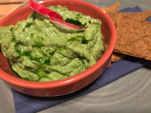 Avocado dip with raw crackers at Soul Kitchen in Sofia