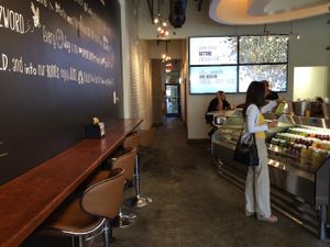 inside view at Raw Juce in Boca Raton