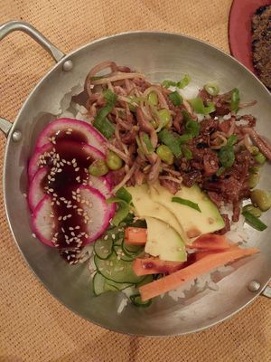 Prato Principal Poke at Pátio Di Dentro in Bauru