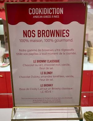 They have a vegan brownie available upon request, you need to order it at Cookidiction Poncelet in Paris