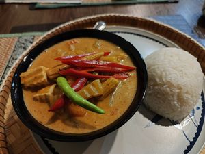 Vegan Massaman Curry at Mekong Asia Stans in Stans