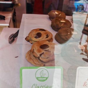  at Ben's Cookies  in Paris