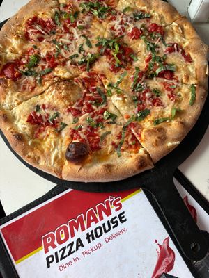 Vegan Grandma Pizza. Dollops of red sauce, Vegan mozzarella, Basil, EVO, garlic, oregano, and Vegan parmesan. That fresh basil? 😋 👍🏽 at Roman's Pizza House in Absecon