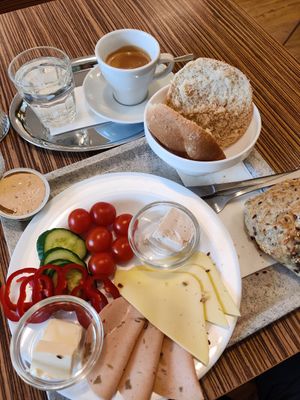 Picante Frühstuck at Maran Vegan in Vienna