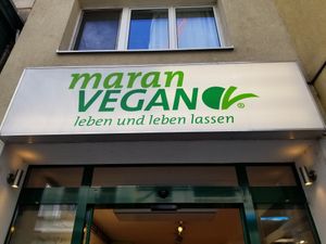 Sign at Maran Vegan in Vienna