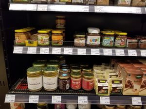 Nut butters at Maran Vegan in Vienna