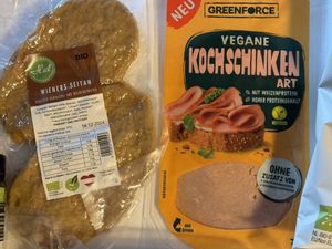   at Maran Vegan in Vienna