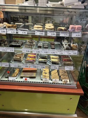 Desserts  at Maran Vegan in Vienna