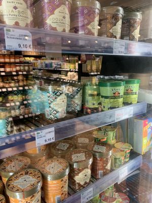 Ice cream at Maran Vegan in Vienna