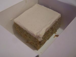 Vegan carrot cake at Maran Vegan in Vienna