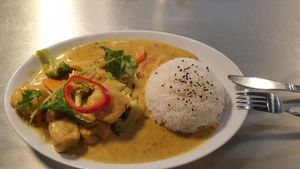 Peanut Vegan Chicken Tofu at Chay Vegan - Emporia in Malmo