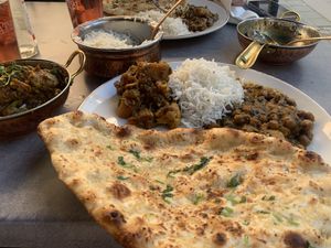 Punjabi Channa Masala, Aloo Ghobi Masala and garlic naan  at Indian Zayka Halmstad in Halmstad