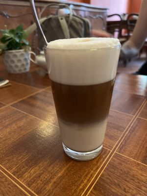   at V-Cake Cafe in Dresden