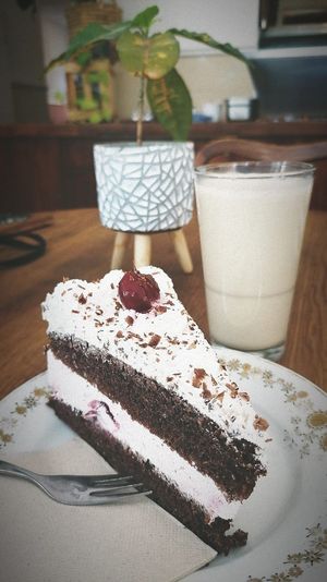 Torta della foresta nera at V-Cake Cafe in Dresden
