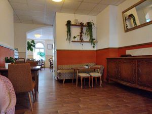  at V-Cake Cafe in Dresden