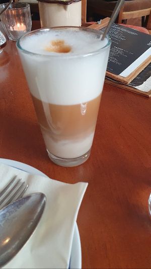 Latte macchiato  at V-Cake Cafe in Dresden