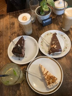  at V-Cake Cafe in Dresden