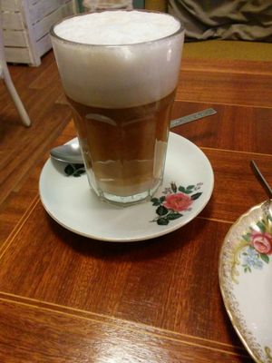 Pumpkin spice latte at V-Cake Cafe in Dresden