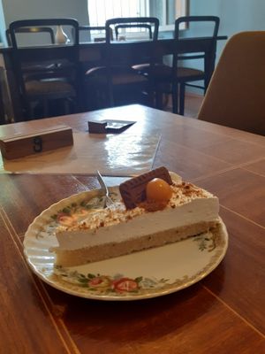 Orange-caramel cake at V-Cake Cafe in Dresden
