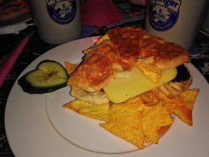 Sandwich and cheese at Chaostheorie in Berlin