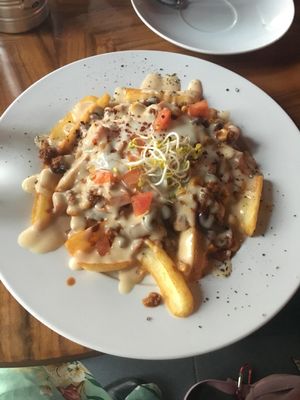 Chilli cheese fries at Chaostheorie in Berlin