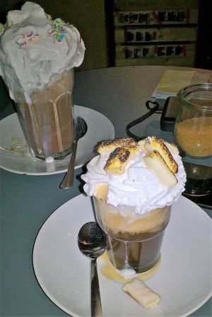 Chocolat chaud + irish coffee at Chaostheorie in Berlin