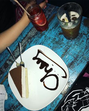 Tiramisu and drinks  at Chaostheorie in Berlin