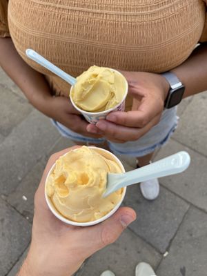 Mango sorbet and melon ice cream  at il Gelatone in Venice