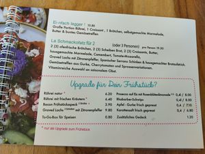 Keine vegane Auswahl, lediglich Vegetarisch (09/2024) at Café - Mit freundlichen Grüßen in Hamburg