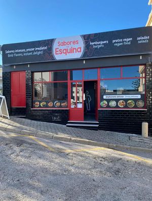 Restaurant front at Sabores da Esquina in Alvor