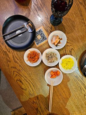 Free starters, all vegan at Kim Chi in Almaty