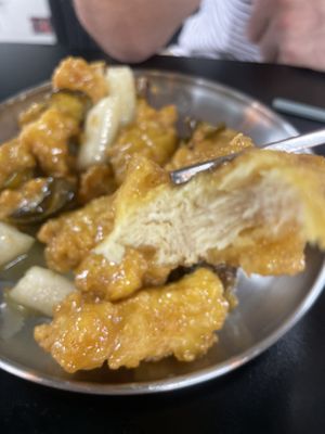 I like it comes with little of rice cake & mushroom too   at Kong Dyak Kong Dyak - 콩댝콩댝 in Gyeonggi-do