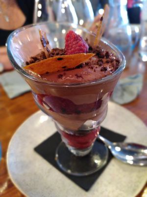 Dessert chocolat et framboise at Lipouz Restaurant in Morlaix