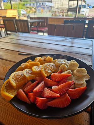 Fruit platter at Simple in Ksamil