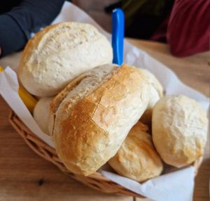 Frühstücksbrotkorb at Nesthocker Snackbar & Café in Offingen
