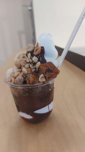 Sunday peau de banane vegan at Iconoglace - Mile-end in Montreal