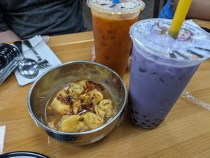 Hunan dumplings and bubble tea at Veggie Heaven in Somerset