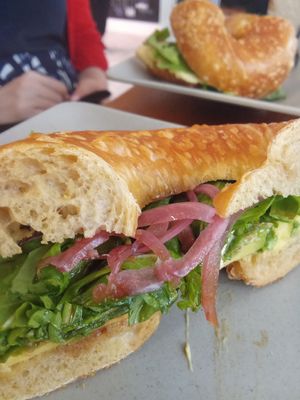  at Nopa Bagels in Madrid