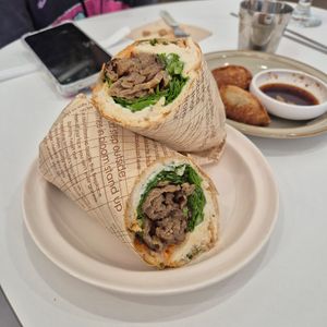  at Loving Hut - Real Love in Seoul