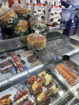 Vegan stroopwafels  at Choco Delight in Amsterdam