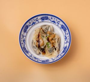 Vegan Dumplings / Teigtaschen mit Pilzen und Quinoa ( Huntun 馄饨)

Chinesisch street food at Mr Dumpling  in Bremen