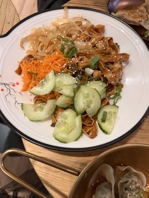 Cold noodles in peanut sauce  at Mr Dumpling  in Bremen