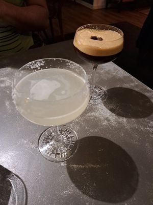 Cocktails at Cognoscenti Food & Wine in Belgrave