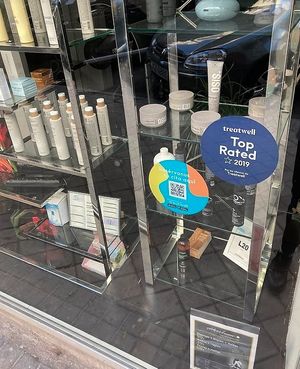  at Centro de Estética Integral Elena Ursache in Madrid