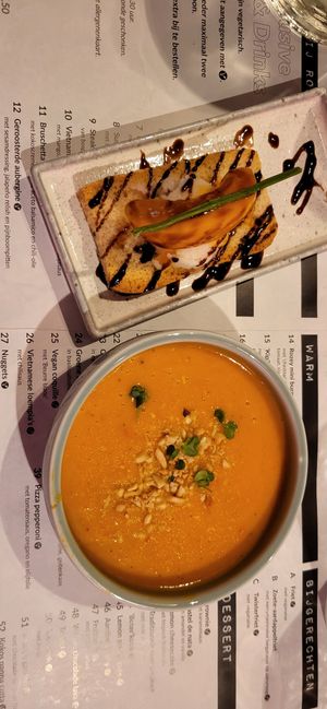 Soup and bruschetta at Rozey in The Hague