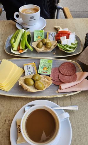 all vegan at Breakfast Club in Innsbruck