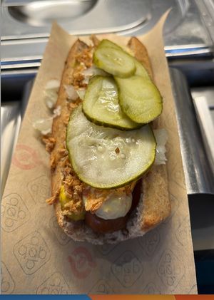 Vegan sausage with classic toppings at Den Okologiske Polsemand - Food Stall in Copenhagen