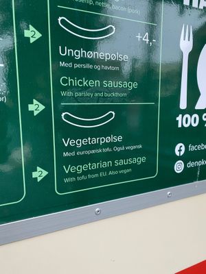 Ask vegan at Den Okologiske Polsemand - Food Stall in Copenhagen