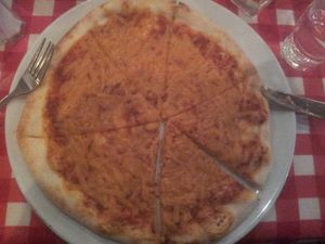 Vegan pizza with Daiya cheese at Freddy's in Galway