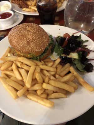 Cauli curry burger and chips at Freddy's in Galway